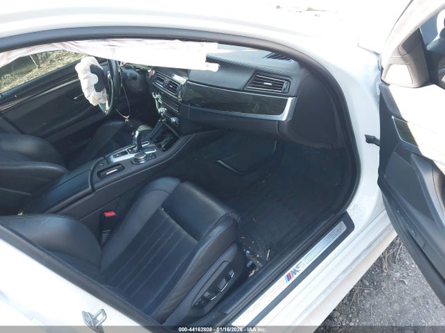 2016 BMW M5 WBSFV9C52GD595775 Photo 4