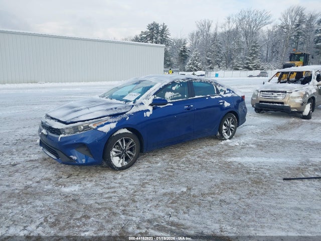 KIA Forte Lxs 2022 3KPF24AD2NE499847 Image 2