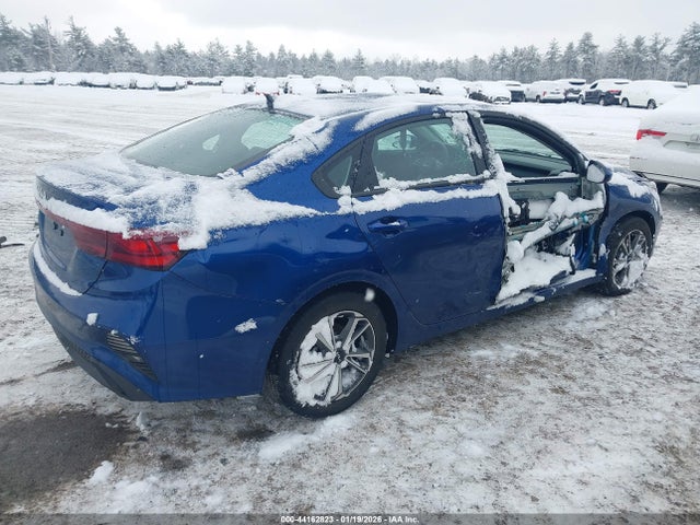 KIA Forte Lxs 2022 3KPF24AD2NE499847 Image 4
