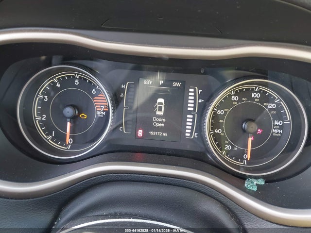 1C4PJLCB0GW319190 Jeep Cherokee Latitude