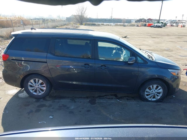 KIA SEDONA LX 2015 KNDMB5C15F6062657 Image 13