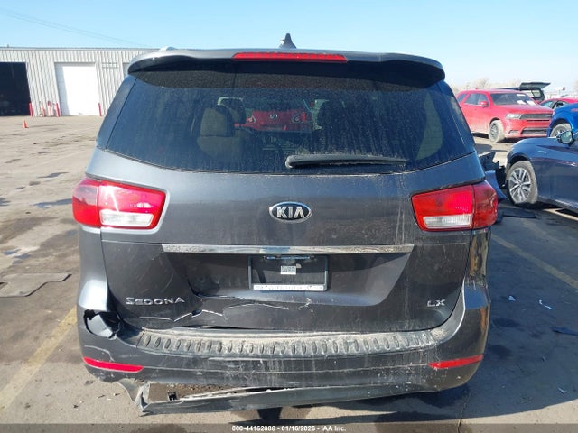 KIA SEDONA LX 2015 KNDMB5C15F6062657 Image 16