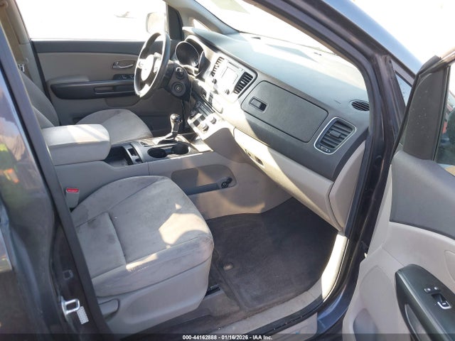 KIA SEDONA LX 2015 KNDMB5C15F6062657 Image 5