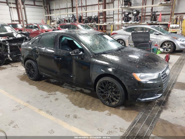 2016 AUDI A3 WAUB8GFF0G1081380 Photo 0