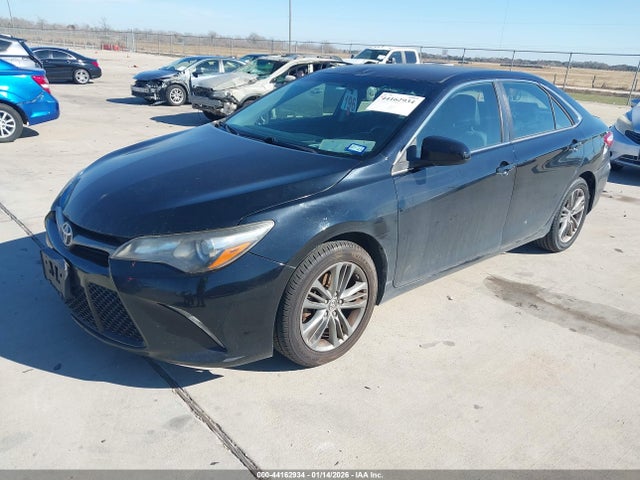 Toyota CAMRY SE 2017 4T1BF1FK6HU811100 Image 2