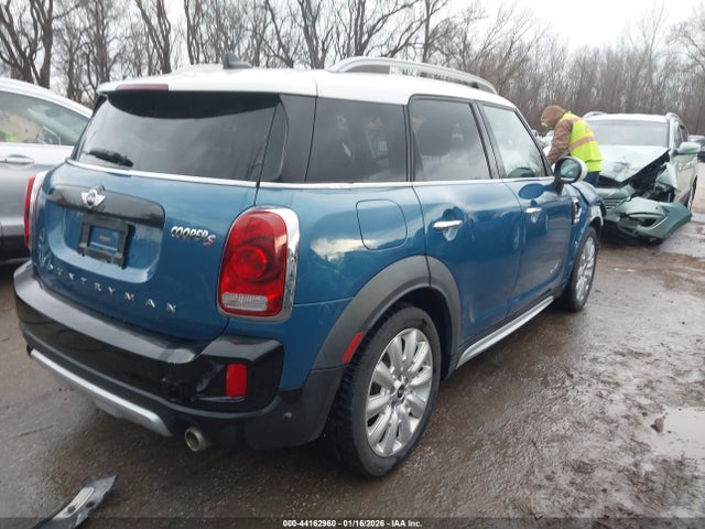 2018 MINI COUNTRYMAN WMZYT5C37J3E61261 Photo 3