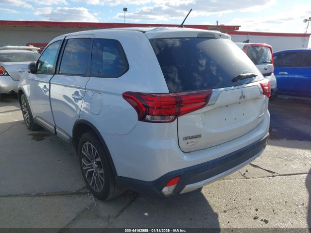 2016 MITSUBISHI OUTLANDER JA4AD2A37GZ021716 Photo 2