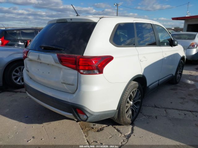 2016 MITSUBISHI OUTLANDER JA4AD2A37GZ021716 Photo 3