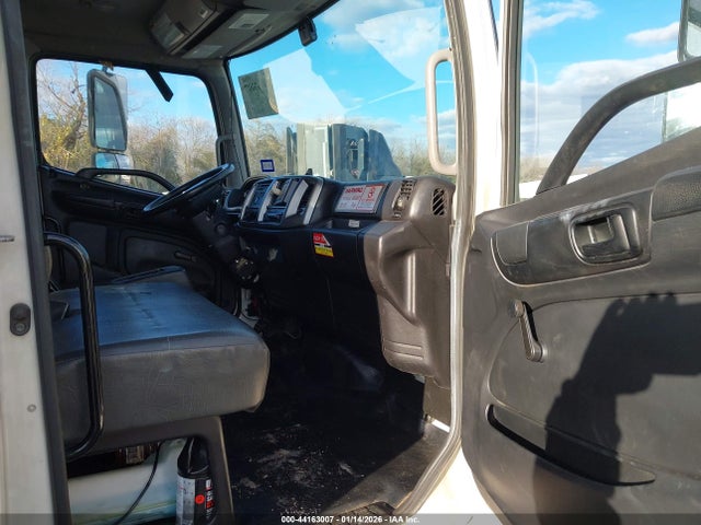 Hino 338 2014 5PVNV8JT2E4S53285 Image 7