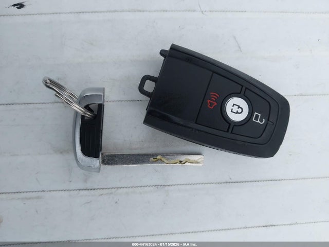 1FMCU9G6XNUB53920 Ford ESCAPE SE