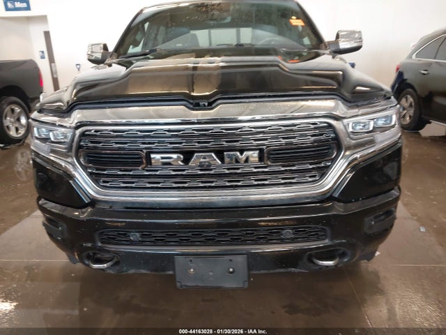 44163028 :رقم المزاد ، 1C6SRFHM0MN803609 vin ، 2021 Ram 1500 Limited  4x4 5'7 Box مزاد بيع