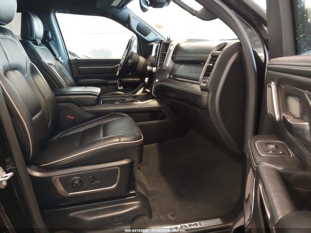 44163028 :رقم المزاد ، 1C6SRFHM0MN803609 vin ، 2021 Ram 1500 Limited  4x4 5'7 Box مزاد بيع
