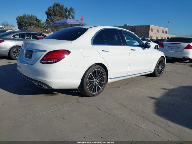 W1KWF8DB1MR639594 Mercedes-Benz C 300 Sedan