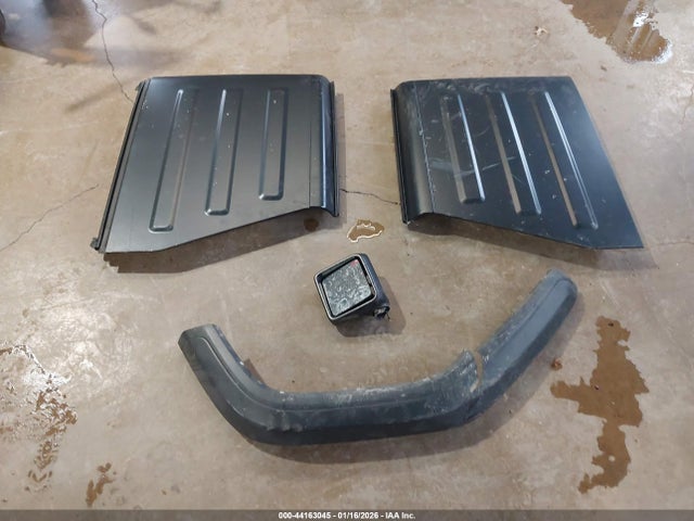 1C4HJXDN3MW866566 Jeep Wrangler Unlimited Willys 4x4