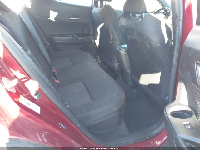 JTNKHMBX3J1007650 Toyota C-hr Xle Premium