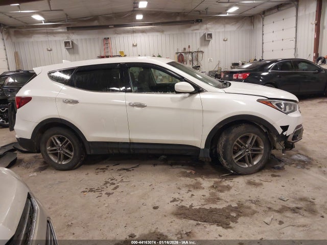 Aukcja sprzedaży 2017 Hyundai Santa Fe Sport 2.4l, vin: 5XYZTDLB2HG397445, numer aukcji: 44163074
