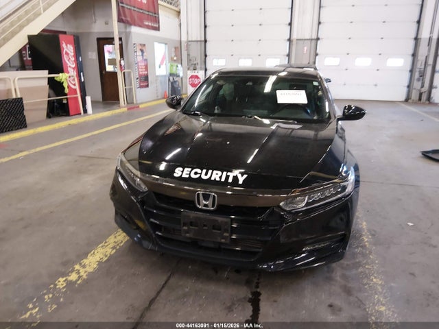 1HGCV1F36KA051328 Honda Accord Sport