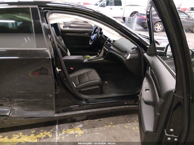 1HGCV1F36KA051328 Honda Accord Sport