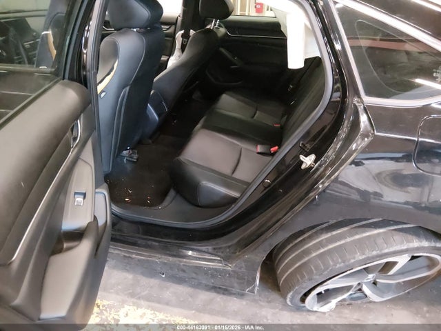 1HGCV1F36KA051328 Honda Accord Sport