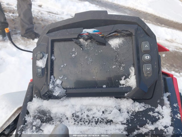 Polaris Switchback 850 2021 SN1TLC8R9MC352116 Image 7