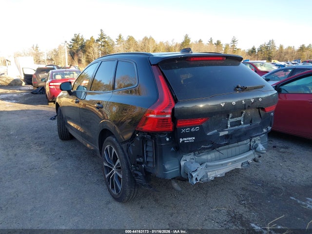 YV4M12RC2S1132405 Volvo Xc60 B5 Plus