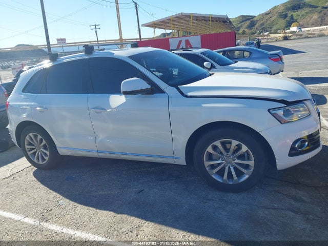 WA1LFAFP6FA076535 Audi Q5 2.0t Premium