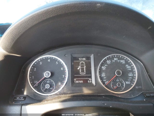 44163188 :رقم المزاد ، WVGBV7AXXHW511945 vin ، 2017 Volkswagen Tiguan 2.0t S مزاد بيع