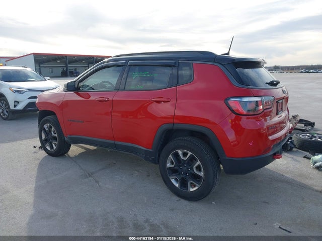 2018 JEEP COMPASS 3C4NJDDB5JT440743 Photo 2