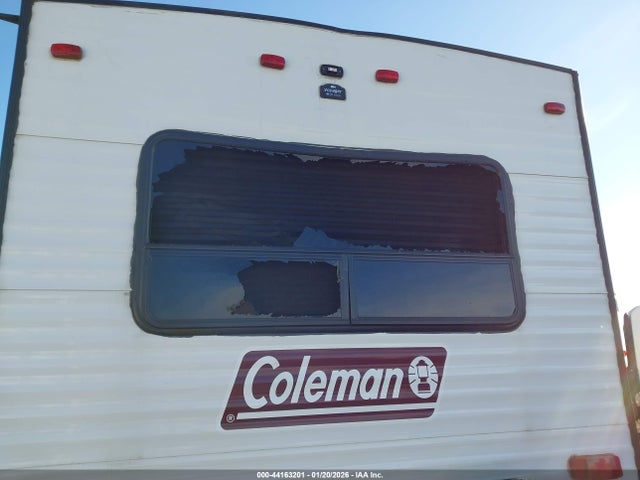 44163201 :رقم المزاد ، 4YDTCMM24NY935986 vin ، 2022 Coleman Lantern مزاد بيع