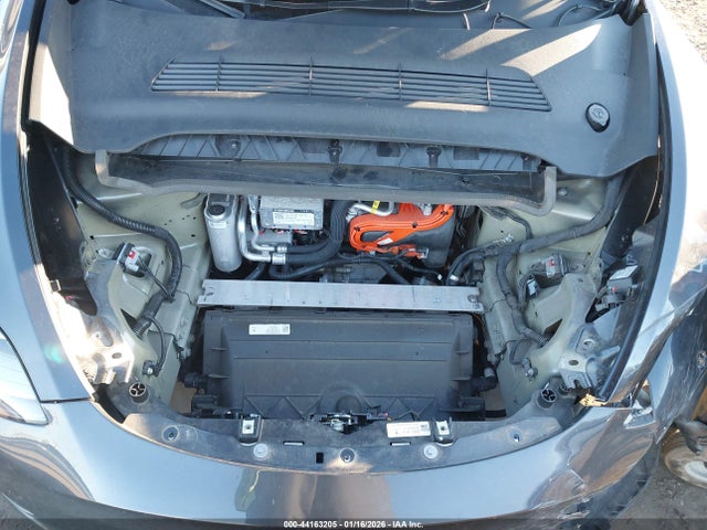 Продаж на аукціоні авто 2024 Tesla Model Y Long Range Dual Motor All-wheel Drive, vin: 7SAYGDEEXRA333993, номер лоту: 44163205