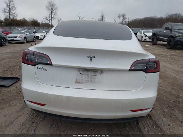 Продаж на аукціоні авто 2021 Tesla Model 3 Standard Range Plus Rear-wheel Drive, vin: 5YJ3E1EA3MF908665, номер лоту: 44163228