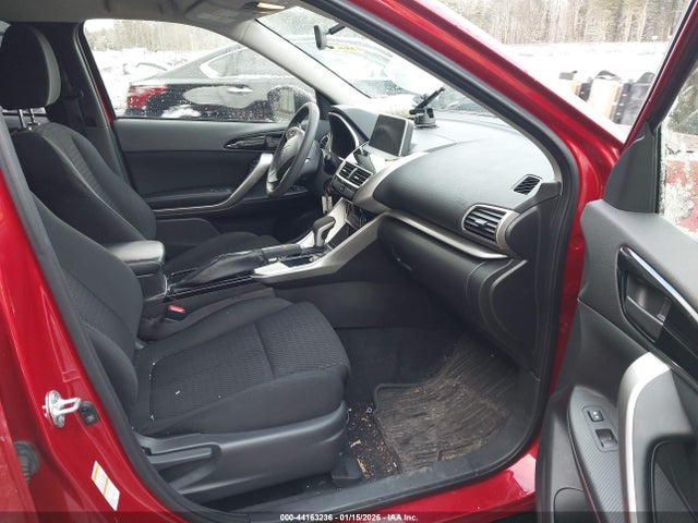 2018 MITSUBISHI ECLIPSE CROSS JA4AT4AA3JZ066138 Photo 4