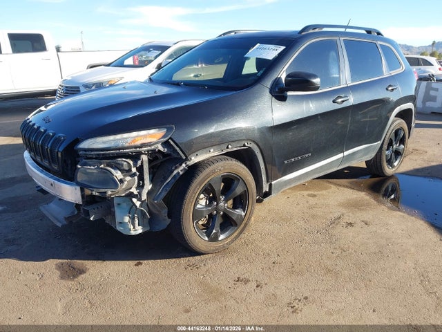 1C4PJLCS0FW770831 Jeep Cherokee Latitude Altitude