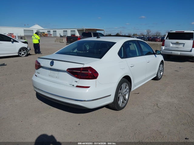 2019 Volkswagen Passat 2.0t Wolfsburg Edition მანქანა იყიდება აუქციონზე, vin: 1VWLA7A3XKC010058, აუქციონის ნომერი: 44163253