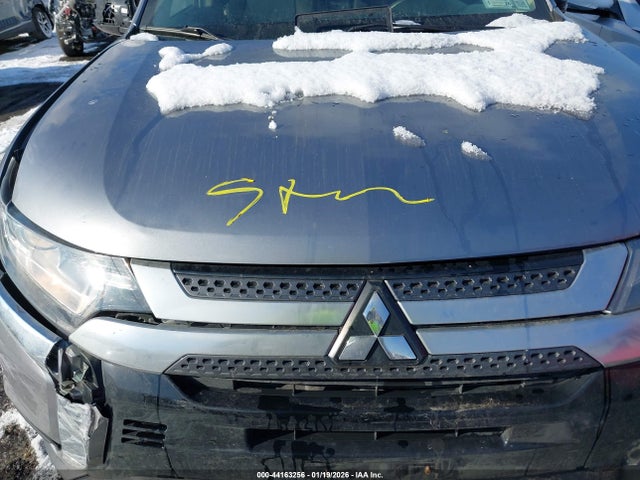 2019 MITSUBISHI OUTLANDER JA4AZ3A39KZ016761 Photo 9