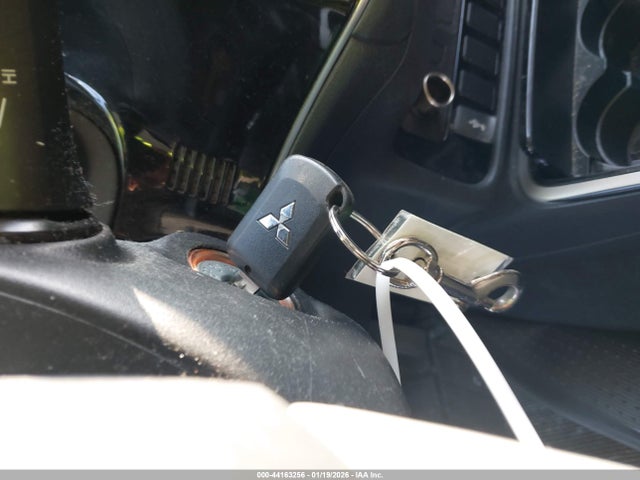 2019 MITSUBISHI OUTLANDER JA4AZ3A39KZ016761 Photo 10