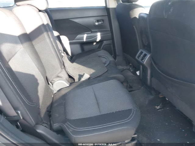 2019 MITSUBISHI OUTLANDER JA4AZ3A39KZ016761 Photo 7