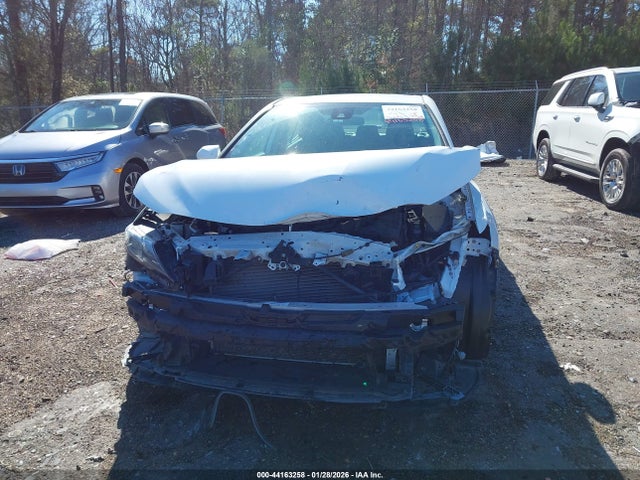 44163258 :رقم المزاد ، 4T1G11AK4PU170345 vin ، 2023 Toyota Camry Se مزاد بيع