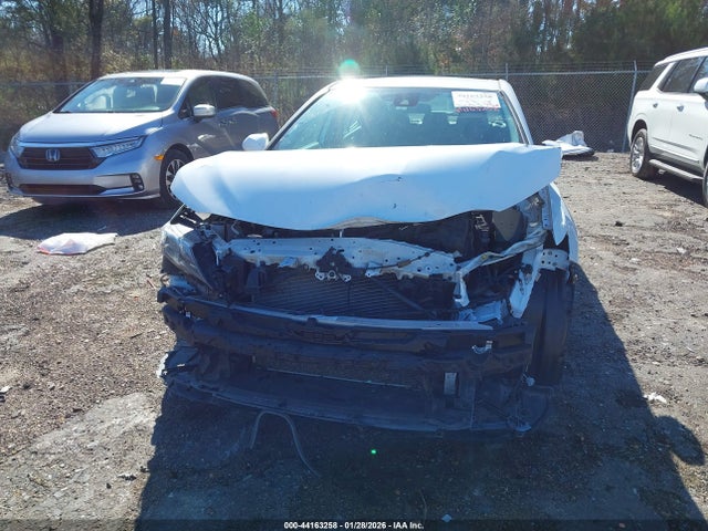 44163258 :رقم المزاد ، 4T1G11AK4PU170345 vin ، 2023 Toyota Camry Se مزاد بيع