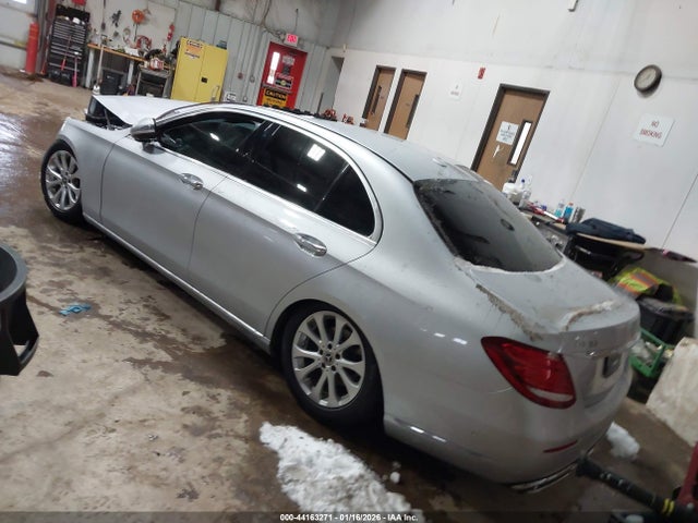 Продажа на аукционе авто 2019 Mercedes-benz E 300 4matic, vin: WDDZF4KB1KA582222, номер лота: 44163271
