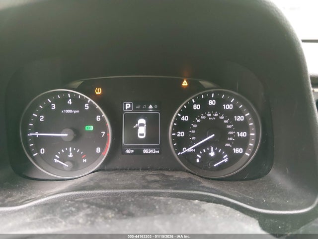 5NPD84LF1JH215649 Hyundai ELANTRA SEL