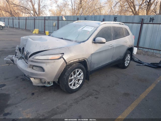 1C4PJMCS0GW368573 Jeep Cherokee Latitude