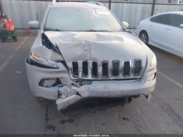 1C4PJMCS0GW368573 Jeep Cherokee Latitude