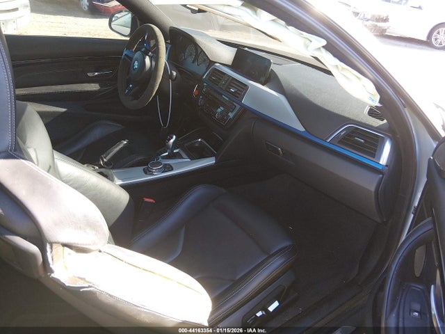 WBS3R9C55GK337821 BMW M4