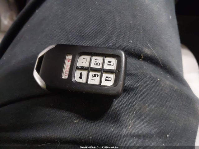 5FNRL6H88KB500410 Honda Odyssey Touring