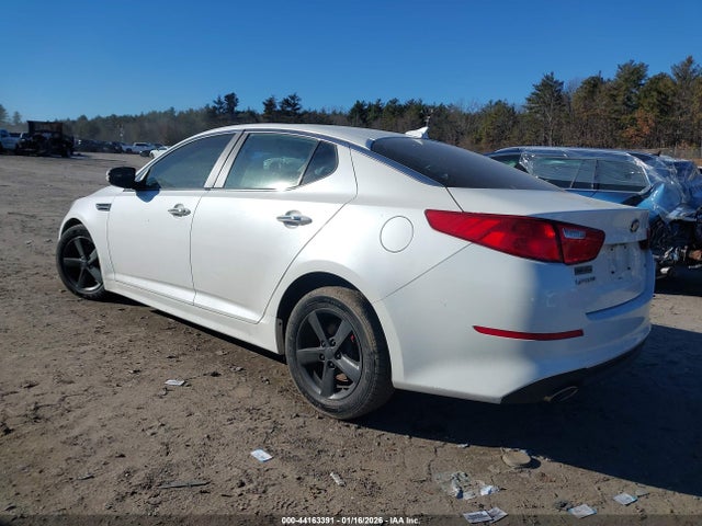 KIA Optima Lx 2015 KNAGM4A71F5586948 Image 3