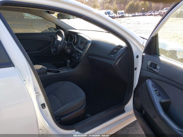 KIA Optima Lx 2015 KNAGM4A71F5586948 Image 5