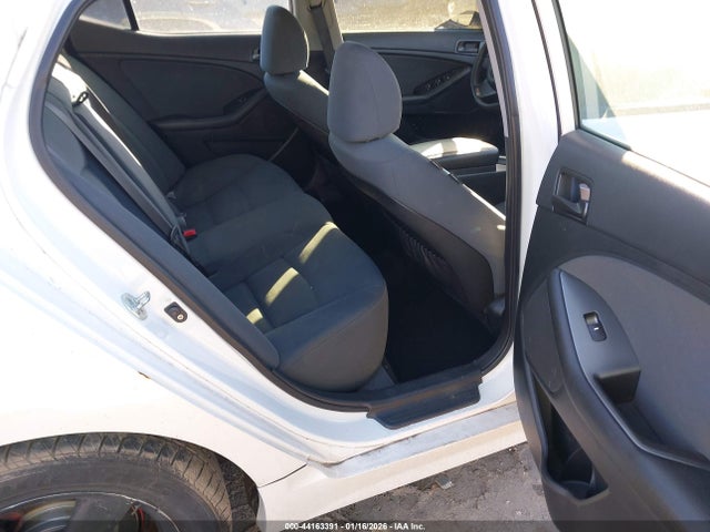 KIA Optima Lx 2015 KNAGM4A71F5586948 Image 8