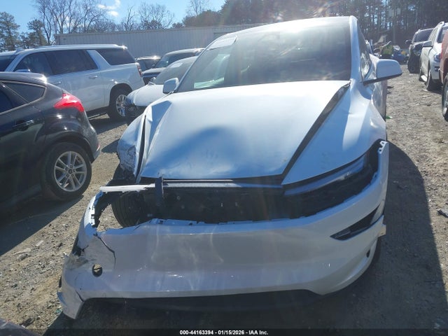 7SAYGDED9TA463262 Tesla Model Y