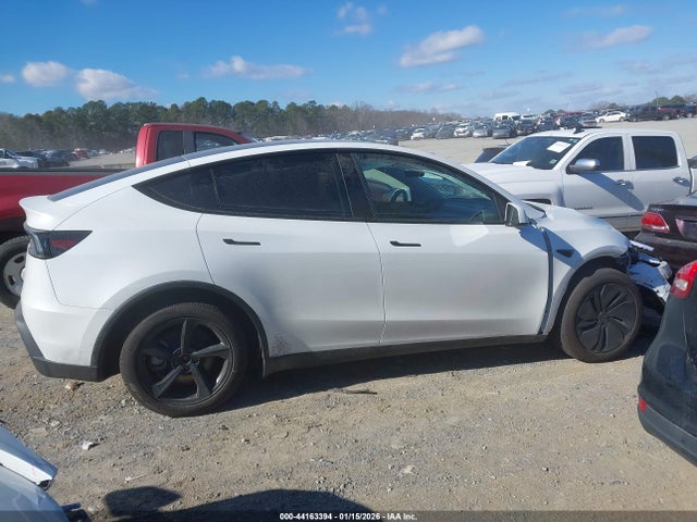 7SAYGDED9TA463262 Tesla Model Y